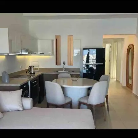 3 Bedrooms With Roof In Makadi